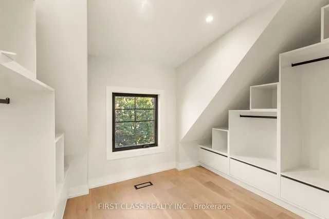 Additional image 31 of 144 Beatrice St