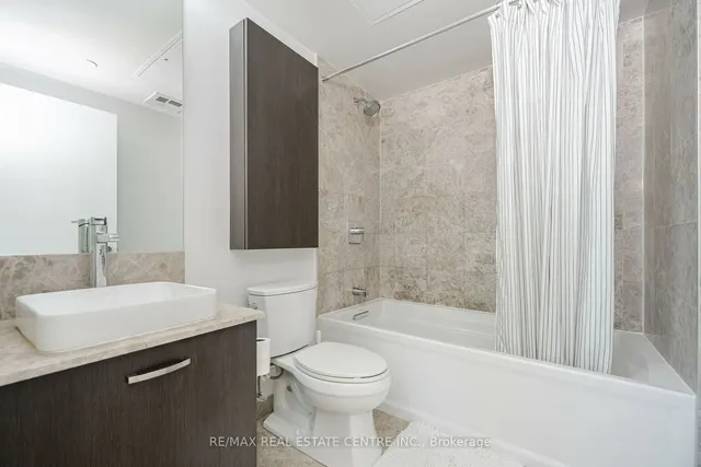 Additional image 12 of 3018 Yonge St Unit 214