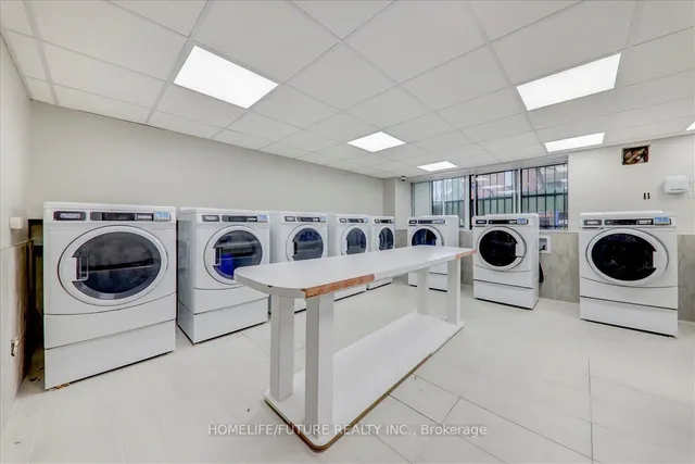 Additional image 24 of 921 Midland Ave Unit 204