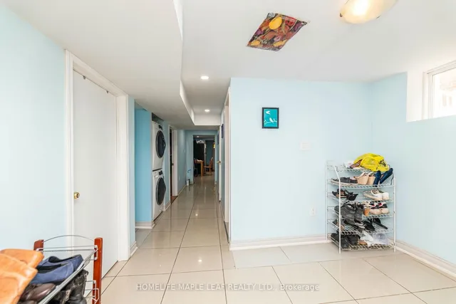 Additional image 24 of 9 Hertford Ave
