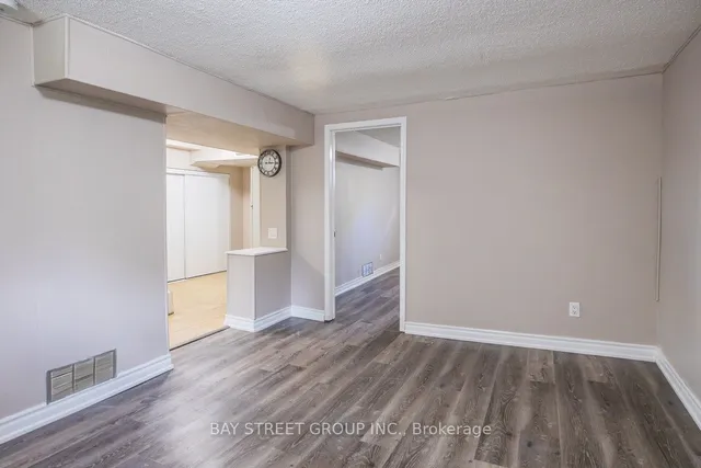 Additional image 33 of 12 Craigmore Cres