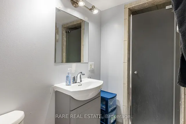 Additional image 29 of 69 Robert St