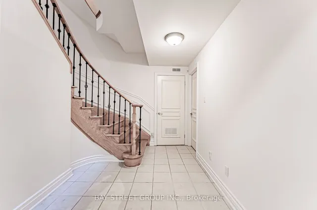 Additional image 31 of 171 Empress Ave