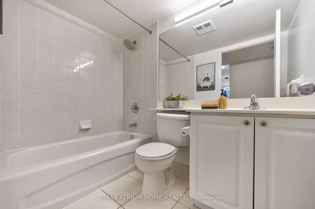 Additional image 17 of 35 Finch Ave Unit 202