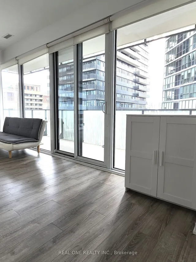 Additional image 12 of 42 Charles St Unit 1902