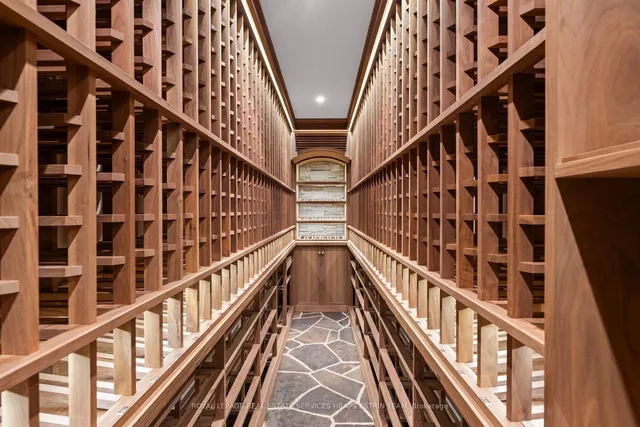 Additional image 29 of 55 Valecrest Dr