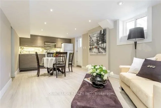 Additional image 9 of 17 Tordale Cres