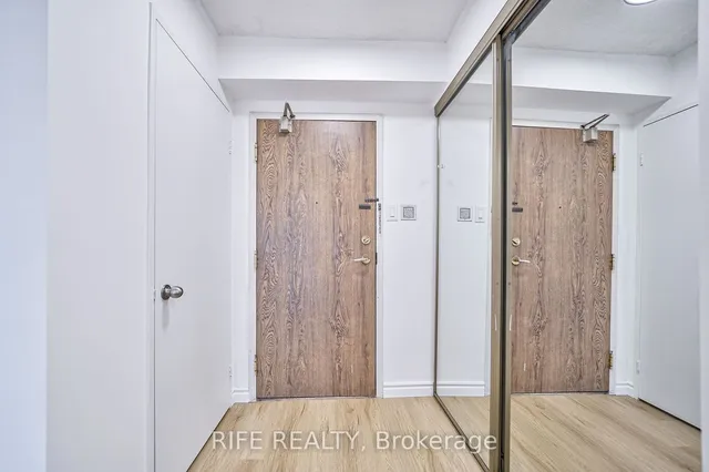 Additional image 8 of 330 Alton Towers Circ Unit 1603