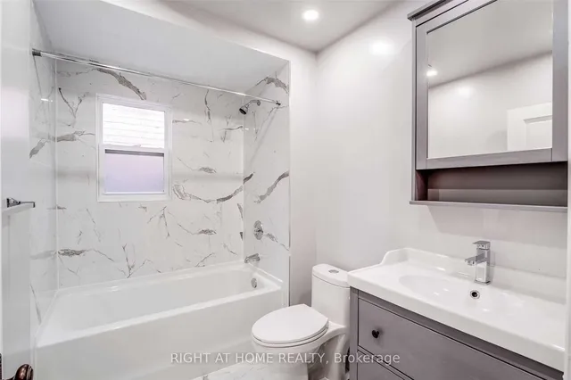 Additional image 17 of 2023 Dufferin St