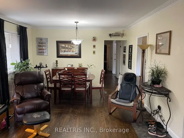 Additional image 22 of 18 Muskoka Ave