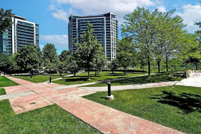 Additional image 38 of 160 Vanderhoof Ave Unit 1018