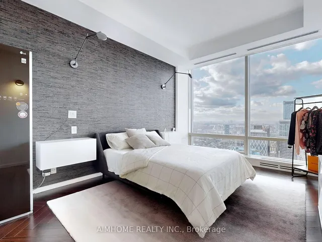 Additional image 16 of 180 University Ave Unit 5004