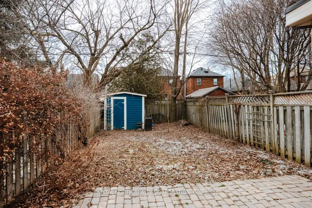 Additional image 24 of 63 Glengarry Ave