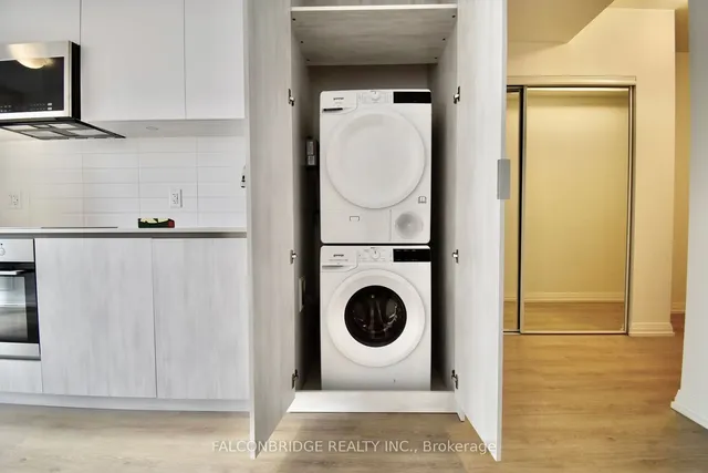 Additional image 16 of 28 Widmer St Unit 2920