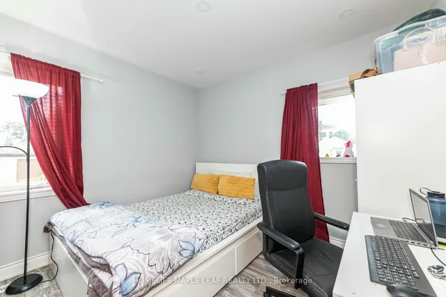 Additional image 12 of 9 Hertford Ave