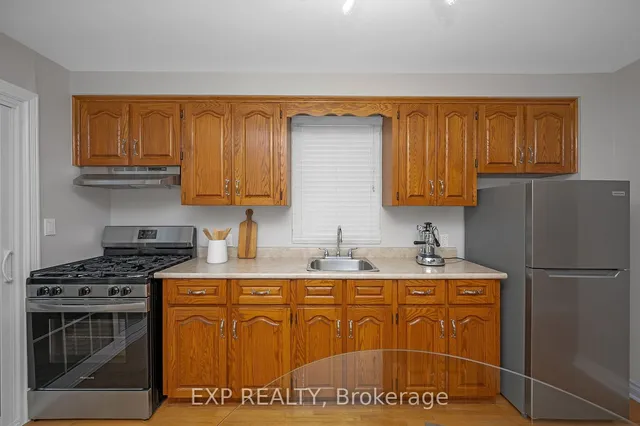 Additional image 14 of 102 Manning Ave