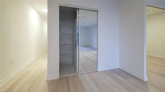 Additional image 13 of 39 Roehampton Ave Unit 411