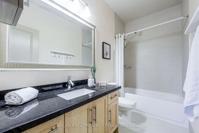 Additional image 25 of 62 Monclova Rd