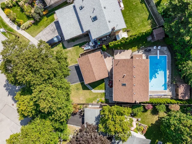 Additional image 33 of 12 Arlene Cres