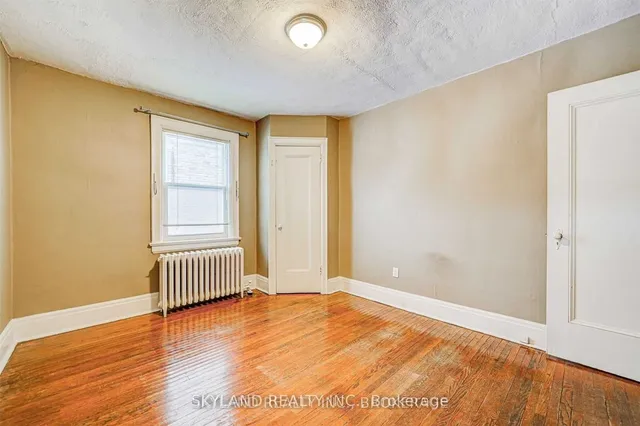 Additional image 24 of 996-998 Avenue Rd