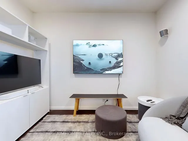 Additional image 27 of 180 University Ave Unit 5004