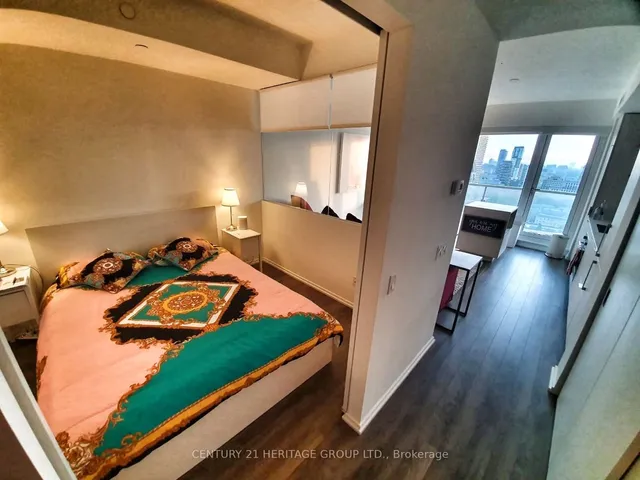 Additional image 9 of 197 Yonge St Unit 2410