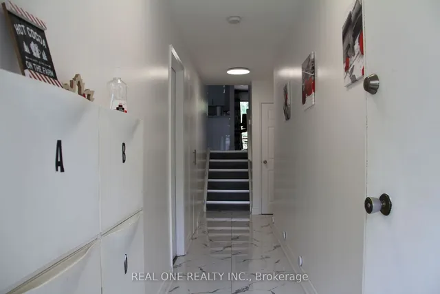 Additional image 2 of 62 Glenstroke Dr