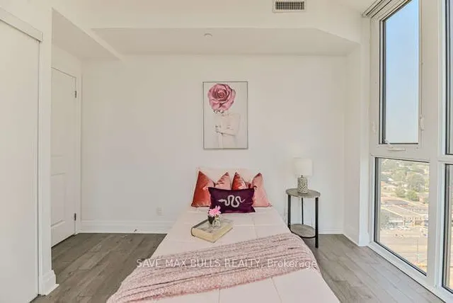 Additional image 26 of 17 Zorra St Unit 1906