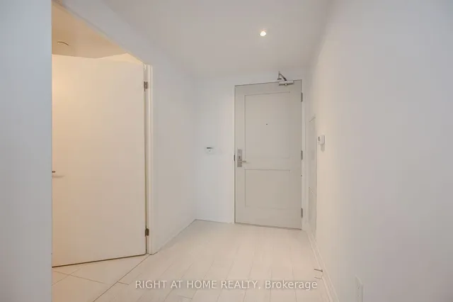 Additional image 4 of 26 Gibbs Rd Unit 535