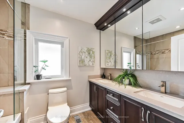 Additional image 27 of 11 Northbrook Rd