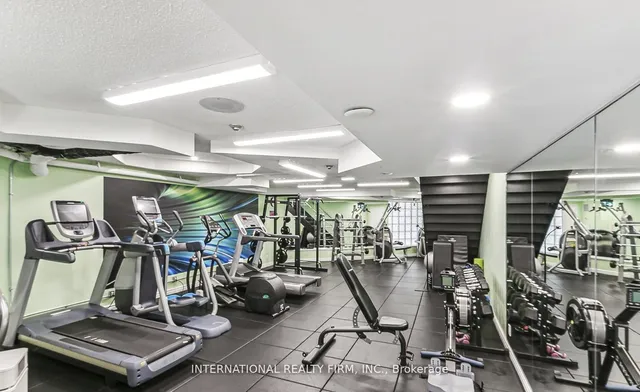 Additional image 13 of 50 Lombard St Unit 1404