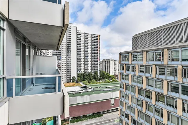 Additional image 25 of 500 Sherbourne St Unit 907