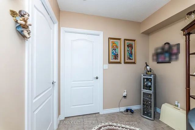 Additional image 13 of 2088 Lawrence Ave Unit 612