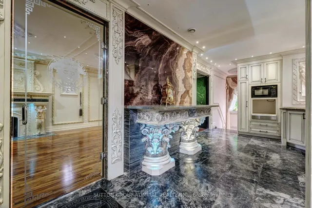 Additional image 16 of 300 Hendon Ave