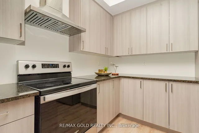 Additional image 15 of 622 Rexdale Blvd Unit 3