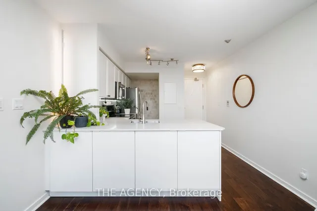 Additional image 7 of 250 Manitoba St Unit 526