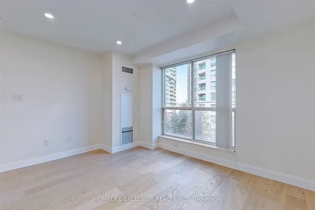 Additional image 4 of 23 Lorraine Dr Unit 512