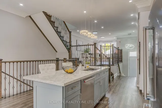 Additional image 10 of 84A Aylesworth Ave