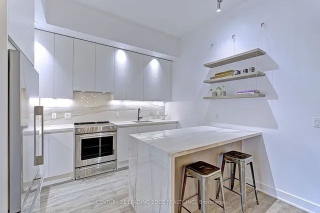 Additional image 17 of 28 LINDEN St Unit 103