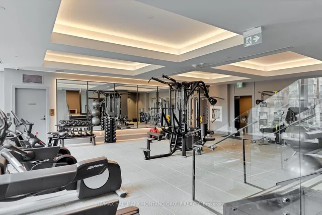 Additional image 38 of 200 Cumberland St Unit 3802