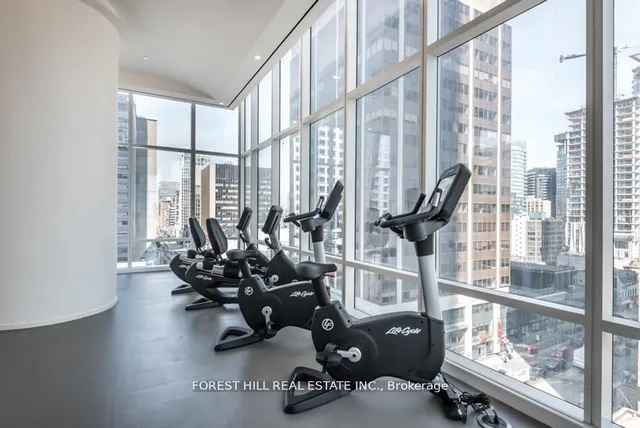 Additional image 38 of 1 Bloor St Unit 6508