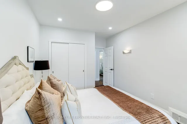 Additional image 21 of 26 Flaremore Cres