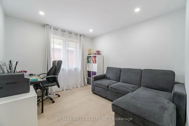 Additional image 19 of 50 Bruce Farm Dr