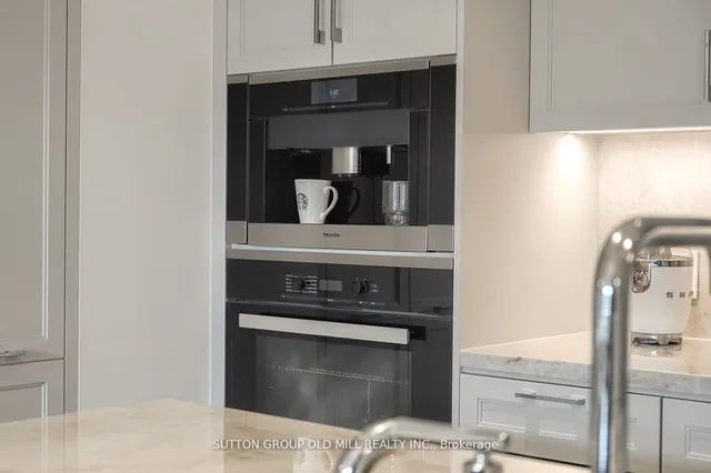 Additional image 6 of 1 Strathgowan Ave Unit 412