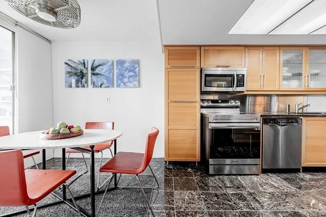 Additional image 12 of 360 Bloor St Unit 505