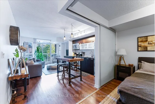 Additional image 13 of 68 ABELL St Unit 201