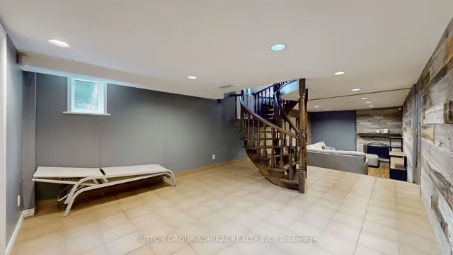 Additional image 30 of 8 Mead Crt