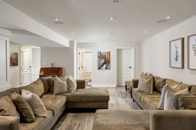 Additional image 31 of 56 Tefley Rd