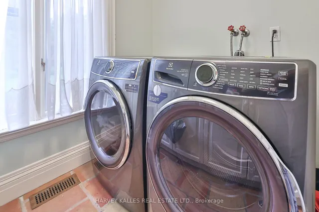 Additional image 31 of 168 Sandringham Dr