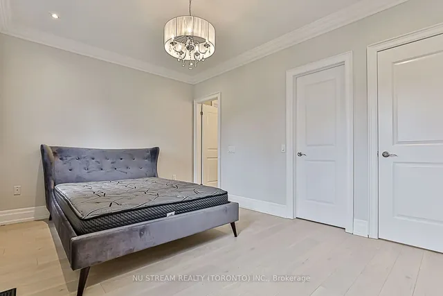 Additional image 26 of 28 Abitibi Ave